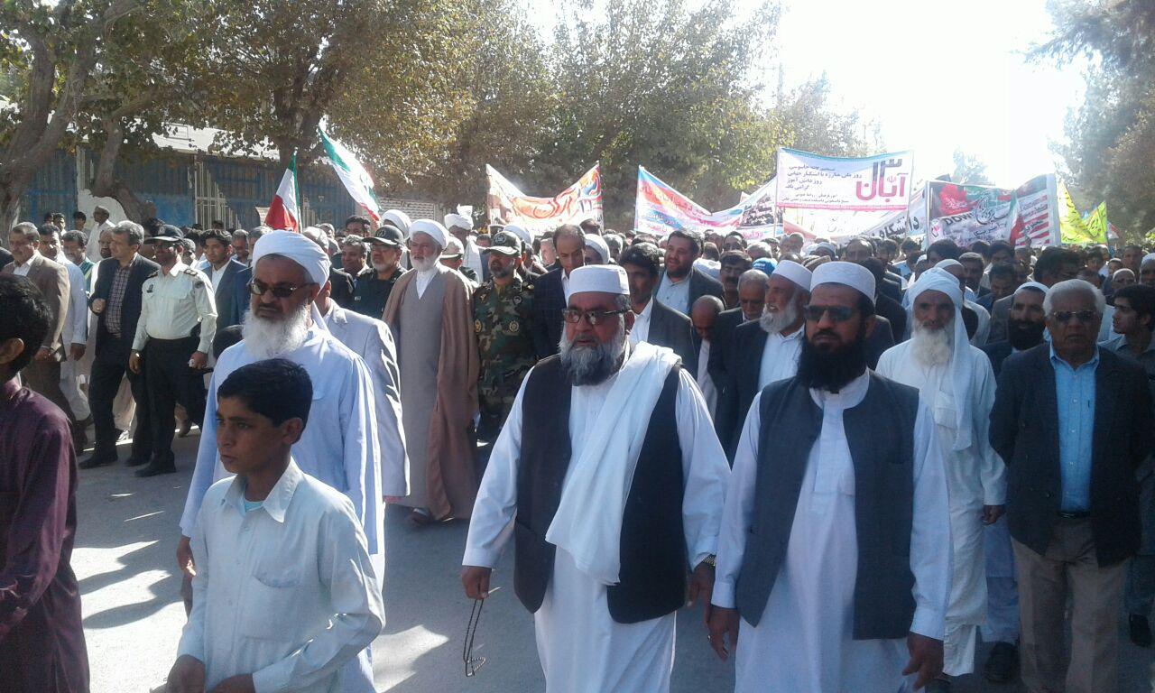طنین &laquo;مرگ بر آمریکا&raquo; در آسمان سیستان وبلوچستان + تصاویر