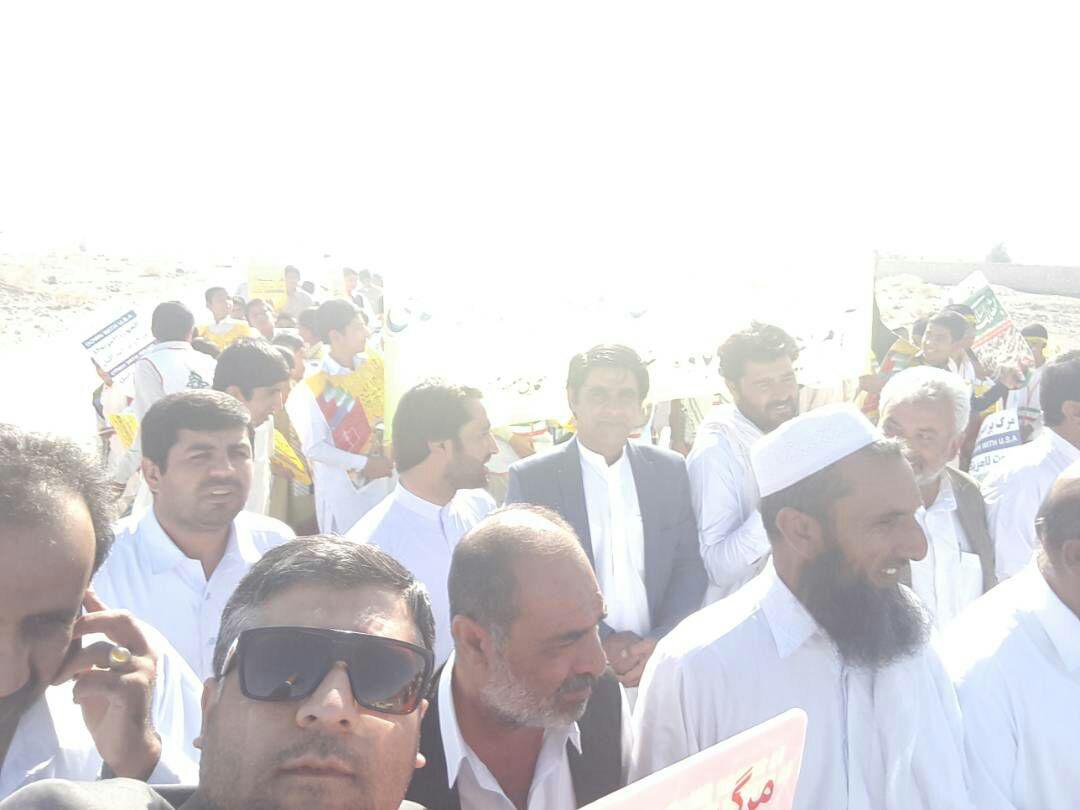 طنین &laquo;مرگ بر آمریکا&raquo; در آسمان سیستان وبلوچستان + تصاویر