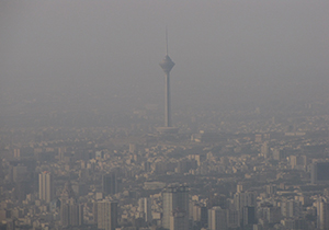 بازگشت هیولای خاکستری به آسمان تهران + فیلم