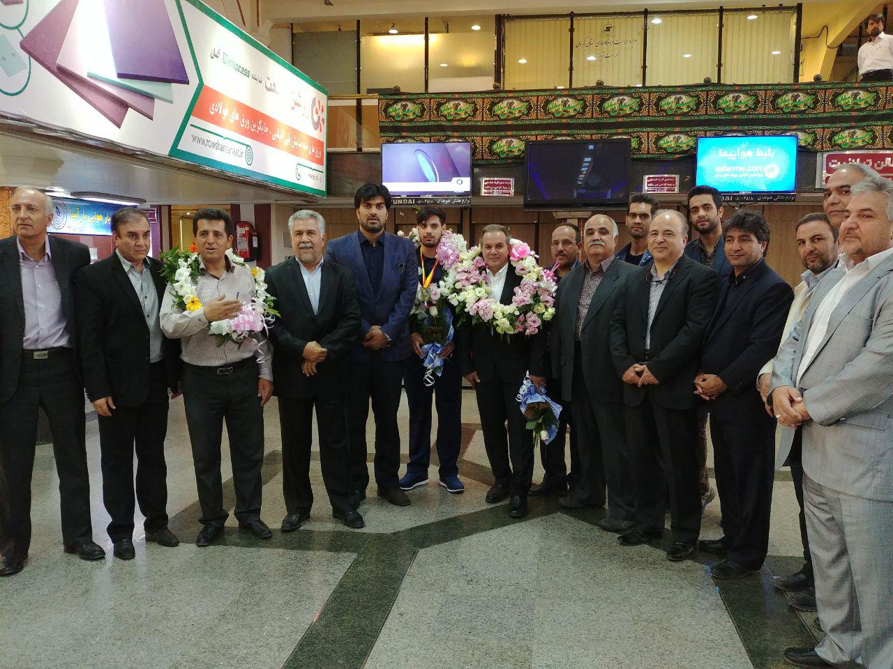 استقبال از کاراته کای مدال آور جهان استقبال از کاراته کای مدال آور جهان