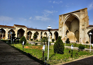 واگذاری مجموعه تاریخی فرح‌آباد ساری به بخش خصوصی