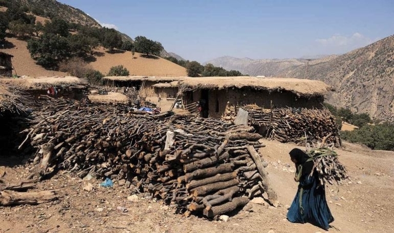 خداحافظی با کمربند سبز زاگرس نزدیک است/ استقبال دردناک دنا نشینان از سرما خداحافظی با کمربند سبز زاگرس نزدیک است/ استقبال دردناک دنا نشینان از سرما