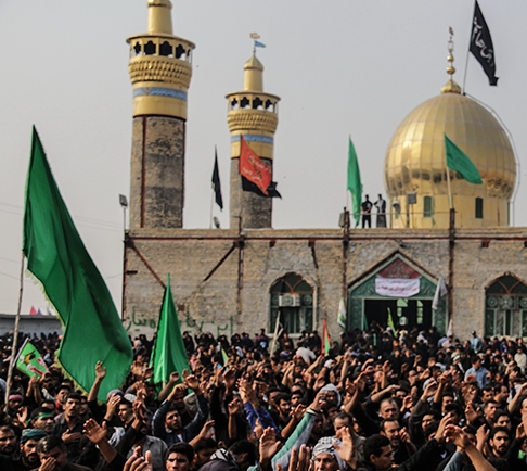 برپایی نماز ظهر اربعین در قدمگاه حضرت اباالفضل العباس(ع)