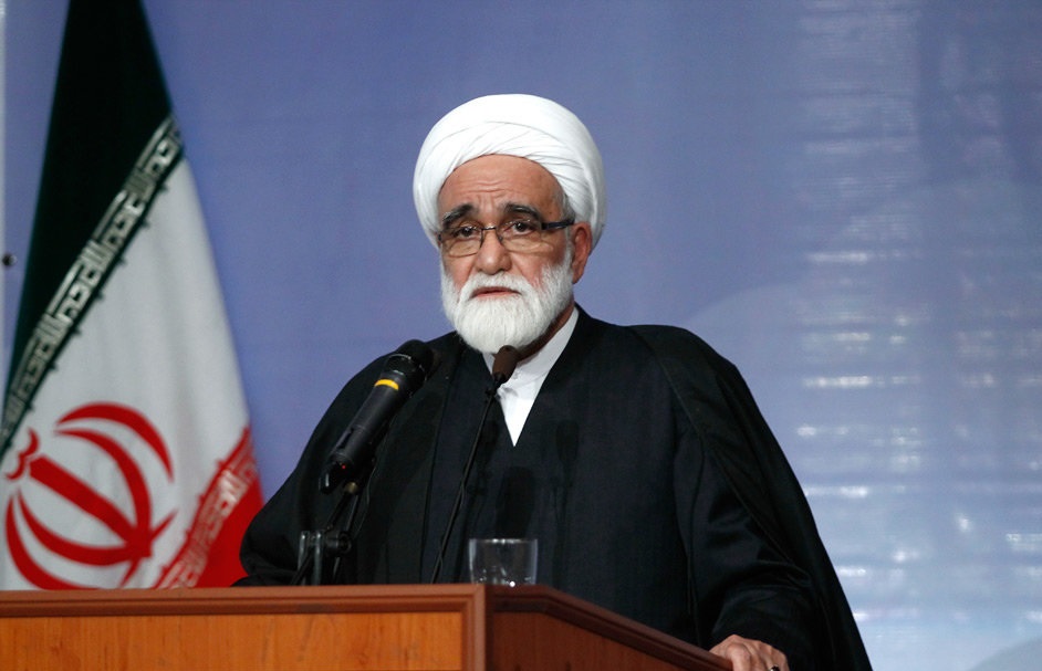 بازدید نماینده ولی فقیه در جمعیت هلال احمر از مرز مهران
