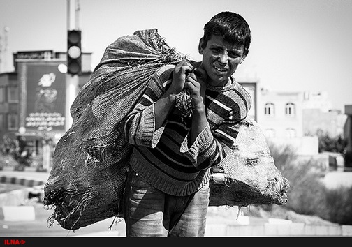 تکدی گری نقابی برای برانگیختن احساسات مردم/دست سودجویان برسر کودکان کار