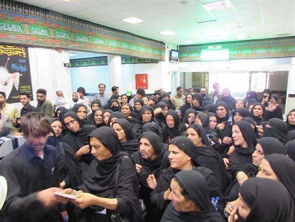 وقتی عشق و علاقه به امام حسین(ع) رنگ و نژاد نمی&zwnj;شناسد/ حال و هوای زائران پاکستانی حسینی در شرقی ترین مرز کشور
