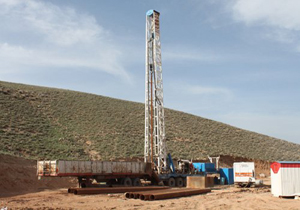 رفع مشکل آب شرب روستای طنجور بروجرد فقط با حفر یک چاه