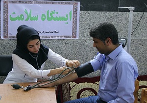 برپایی ایستگاه سلامت و درمان برای عزاداران حسینی در اردبیل