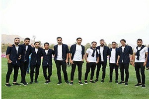 کاروان 40 نفره آبی ها راهی کیش می شوند