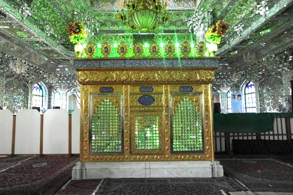 اربعین حسینی را در امامزاده پنج تن(ع) سپری کنید
