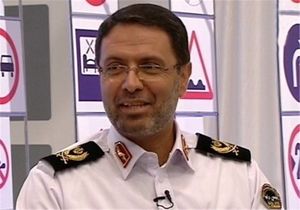 برخورد پلیس با دو فوتبالیستی که در اتوبان کورس گذاشتند + فیلم