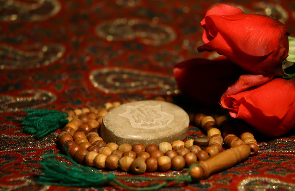 آیا فرزندی که نماز نمی‌خواند را، می‌توان تنبیه کرد؟