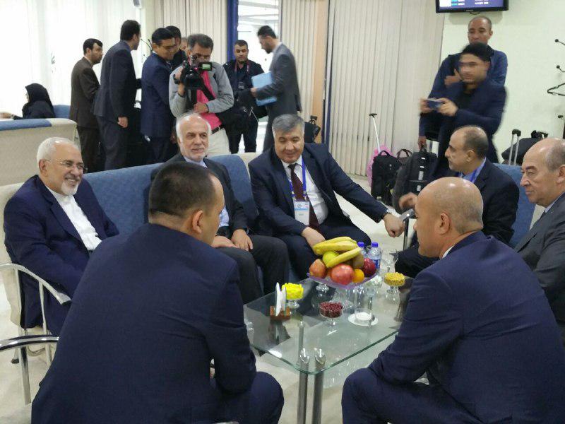 ظریف وارد سمرقند در ازبکستان شد