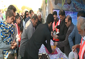 پذیرایی از جاماندگان اربعین در موکب‌های شیراز