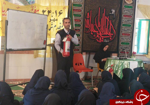 آمادگی دانش آموزان در در برابر حوادث آتش سوزی +تصاویر