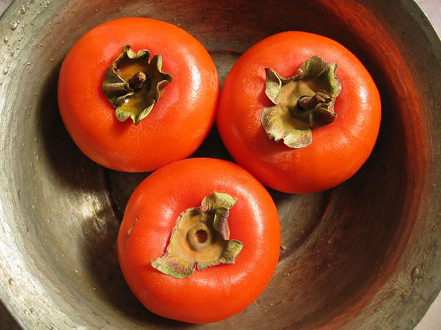 آخرین قیمت میوه های پاییزی در میادین میوه و تره بار