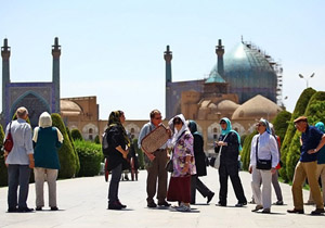 ۴۲۰ هزار گردشگر خارجی از ابنیه تاریخی اصفهان دیدن کردند
