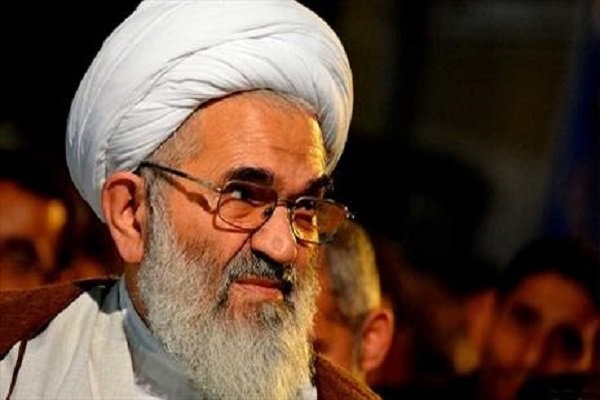 وحدت داخلی زمینه رسیدن به اهداف انقلاب را فراهم می‌کند
