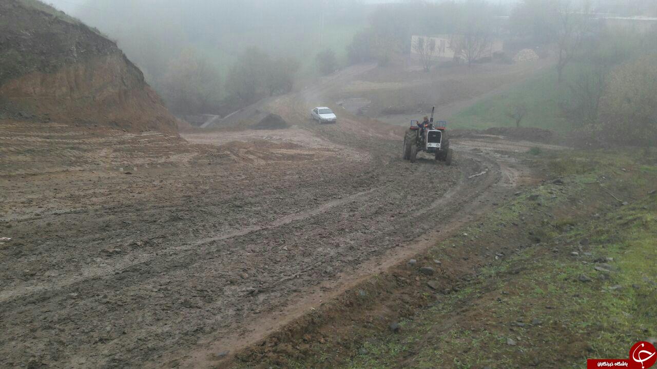 دشواری تردد از جاده روستای &laquo;شهبازلو&raquo; + تصاویر