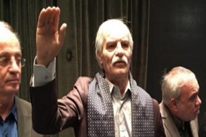 توضیحات همسر مرحوم پورحیدی درباره تندیس پدر استقلال