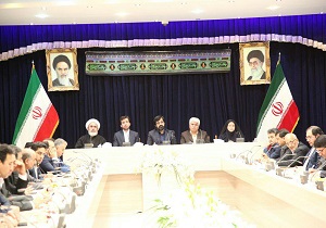 از نقد سازنده و منصفانه احزاب استقبال می کنم