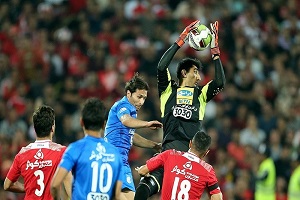 استقلال و پرسپولیس بلاتکلیف ماندند/ حذف نفت از لیگ قهرمانان آسیا