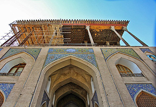 پایان عملیات استحکام بخشی ایوان کاخ عالی‌قاپو اصفهان