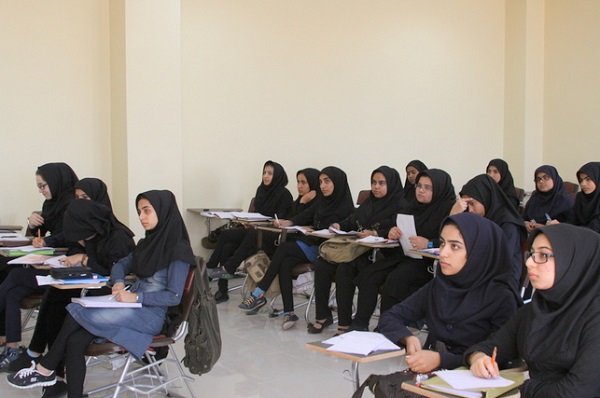 طرح نخبه&zwnj;پروری دانش&zwnj;آموزان کنکوری در دشتی و تنگستان اجرایی شد