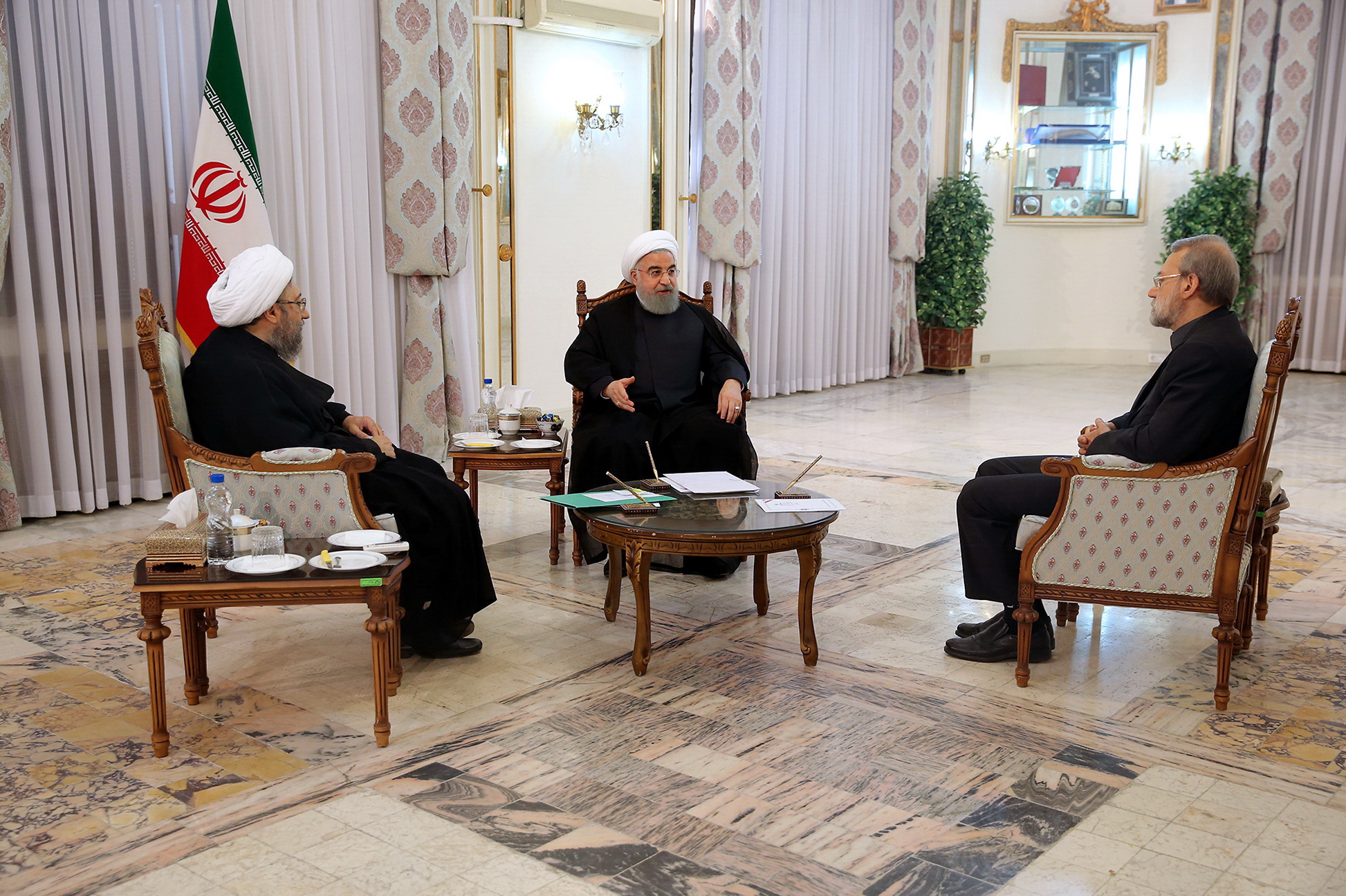 اسماعیلی: در جلسه اخیر سران قوا بحثی درباره تغییر ساختار دولت نشد