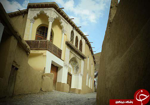شاعر تو را من چشم در راهم، چشم به راه آدم ها