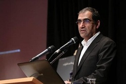 وقتی وزیر بهداشت می خواهد دق کند + فیلم