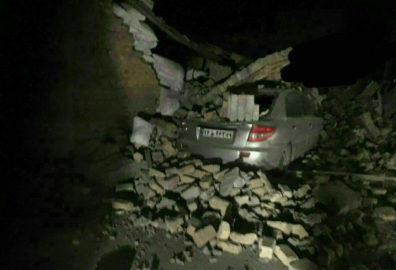 برق سرپل ذهاب قطع است/ کمبود پزشک متخصص در شهرستان&zwnj;ها