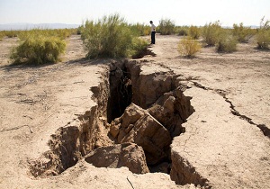 فرونشست زمین مشکل عرصه‌های طبیعی شاهرود