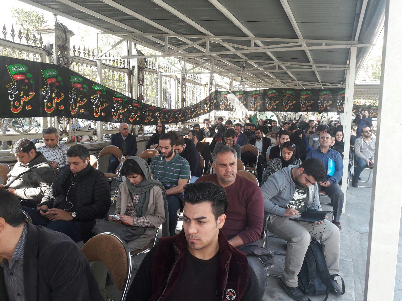 حضور بیش از هزار نفر در سازمان انتقال خون/  اهدای 800 واحد خون به زلزله&zwnj;زدگان