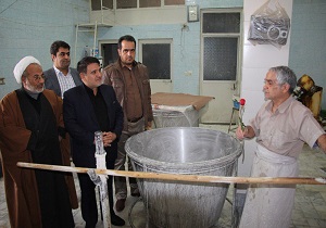بازدید فرماندار قم از نانوایی های سطح شهر
