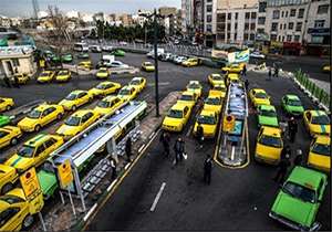استقرار تاکسی‌های ون برای انتقال مصدومان