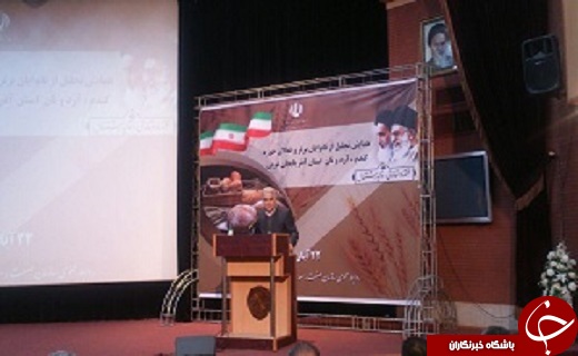 اعزام ۵ دستگاه آمبولانس به کرمانشاه /اعزام ۱۱۰ نفر از امدادگران به همراه تجهیزات امدادی به مناطق زلزله زده /فعالیت ۴ هزار و ۲۰۰ واحد صنفی نانوایی در استان