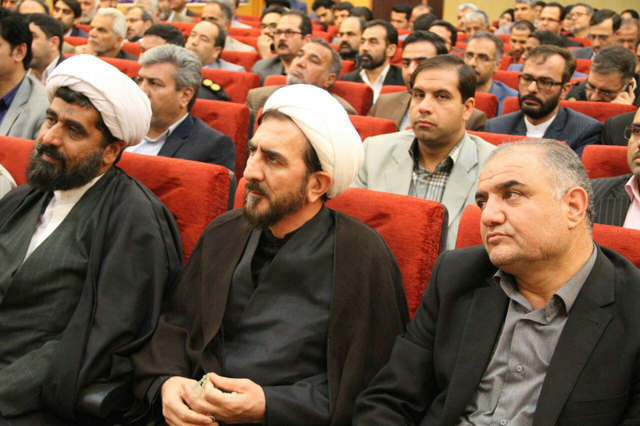 وحدت و همدلی رمز پیروزی و پیشرفت انقلاب اسلامی است