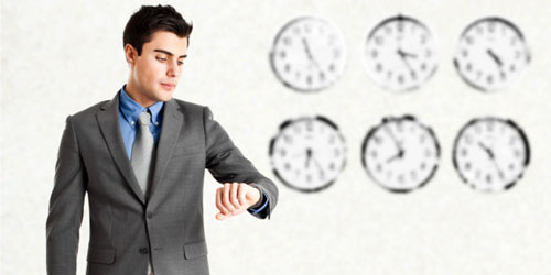 عواقب غافل شدن از زمان حال؛ مراقب جلوی پای تان باشید!
