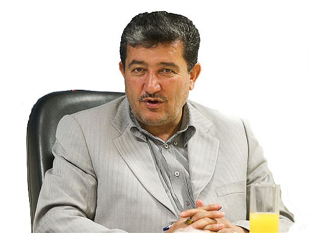آينده کشور در گرو کتاب و کتابخواني است.