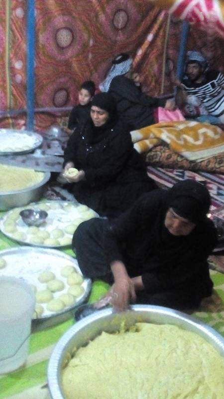 از شاد کردن حیدر کرار با خوردن یک کاسه لوبیا تا تردد نیمه شب دختران+عکس