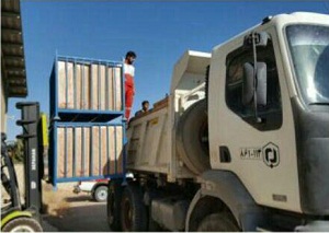 ارسال ۱۲ کامیون اقلام مورد نیاز زلزله زدگان از استان مرکزی