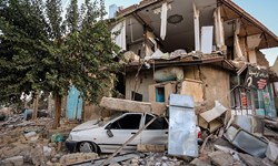 توزیع چادر در بین زلزله&zwnj;زدگان نیازمند نظم است