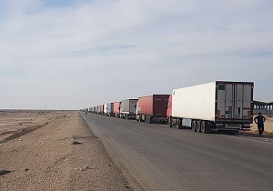 توقف کامیون های تجار ایرانی پشت دروازه های عراق