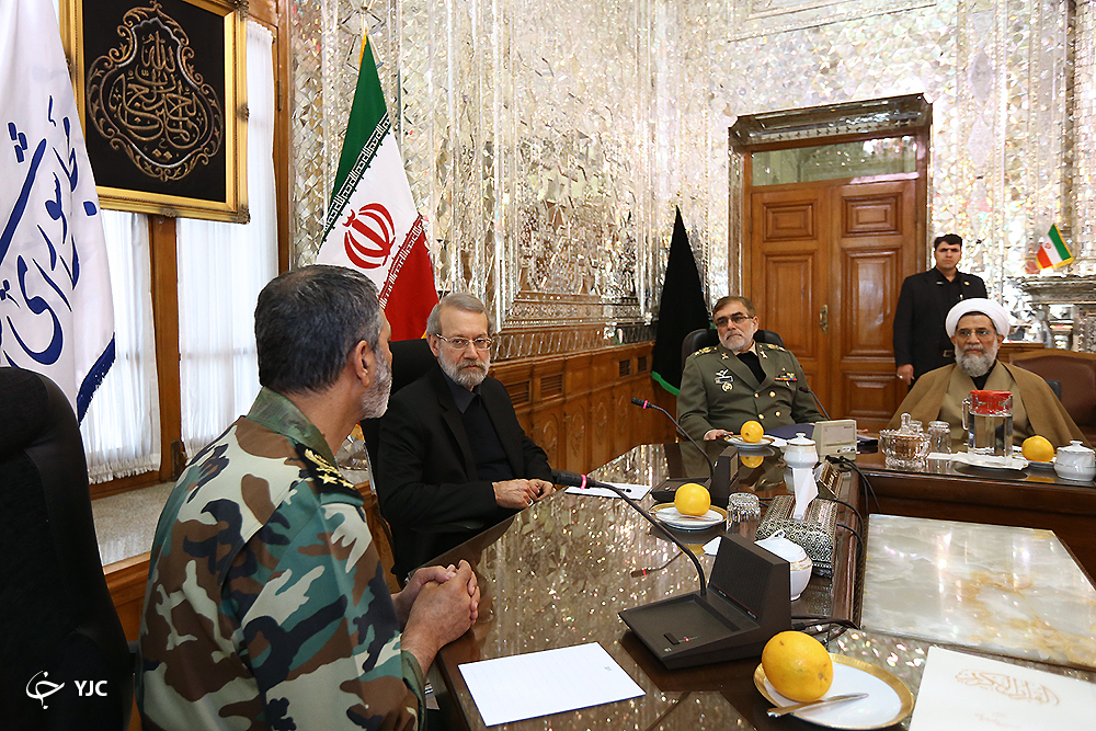جمعی از فرماندهان ارتش با رئیس مجلس دیدار کردند+ تصاویر