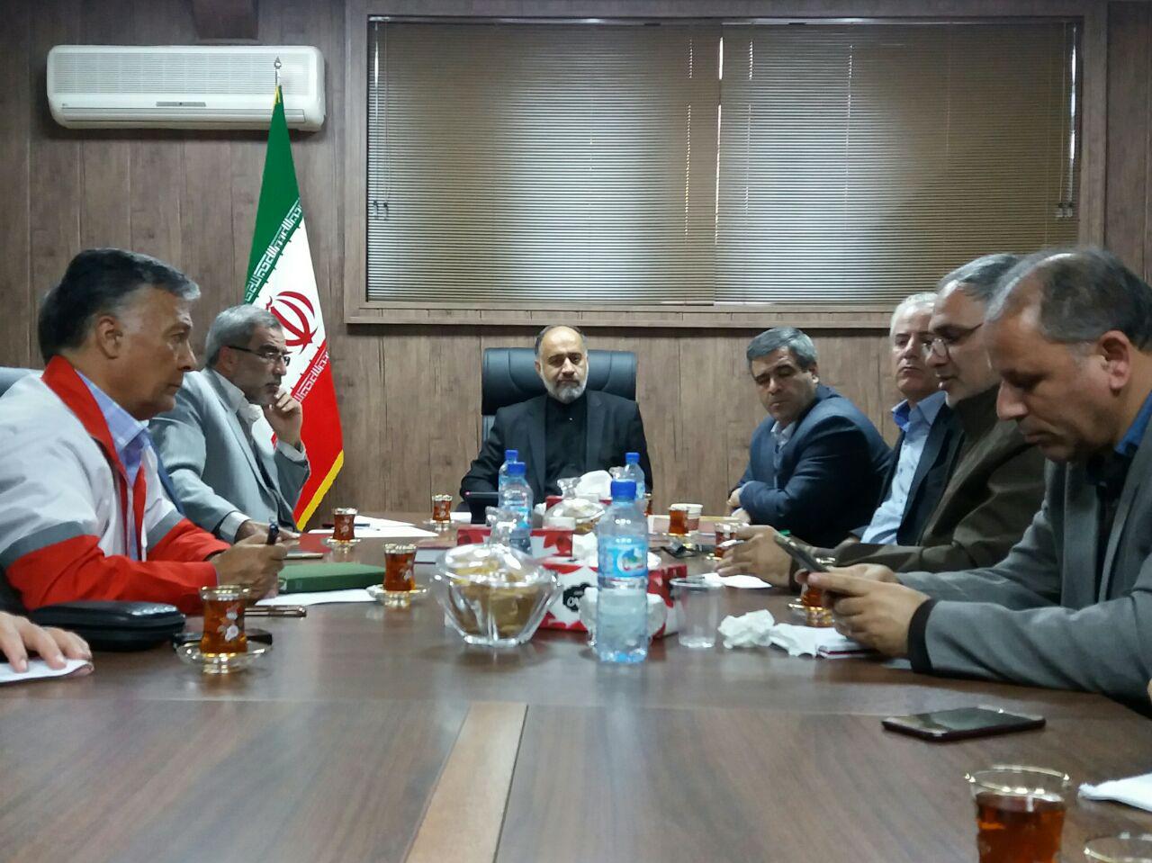 ارسال اولین محموله کمک های مردمی شهرستان خوی به ز لزله زدگان  استان کرمانشاه