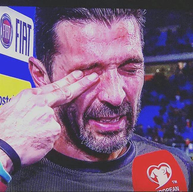 نگین جام جهانی افتاد