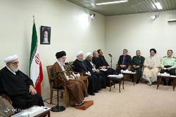 دیدار جمعی از بسیجیان با مقام معظم رهبری