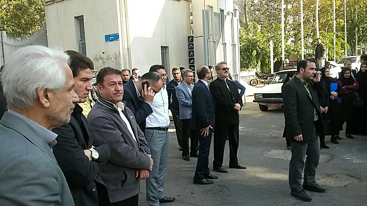 گلریزان جامعه ورزش برای کمک به زلزله زدگان کرمانشاه