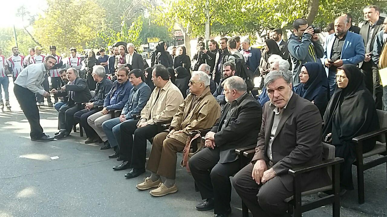 گلریزان جامعه ورزش برای کمک به زلزله زدگان کرمانشاه